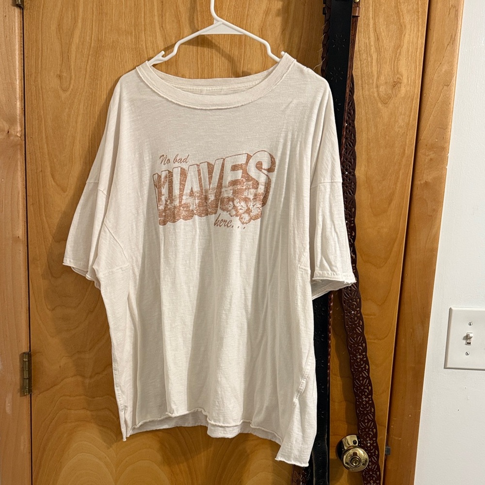 Aerie white oversized t shirt size L